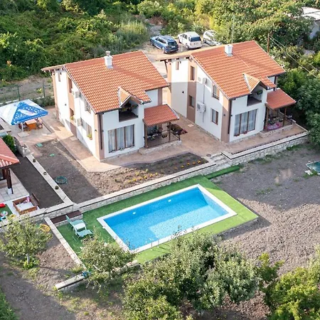 Smokinite 1 - Pool And Bbq Near The Σπίτι διακοπών *